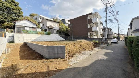 �_�ސ쌧���q�s��4���ڂ̐V�z��ˌ��Ă̂��̑����n