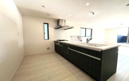 �_�ސ쌧���l�s�˒ˋ�앑��3���ڂ̐V�z��ˌ��ẴL�b�`��