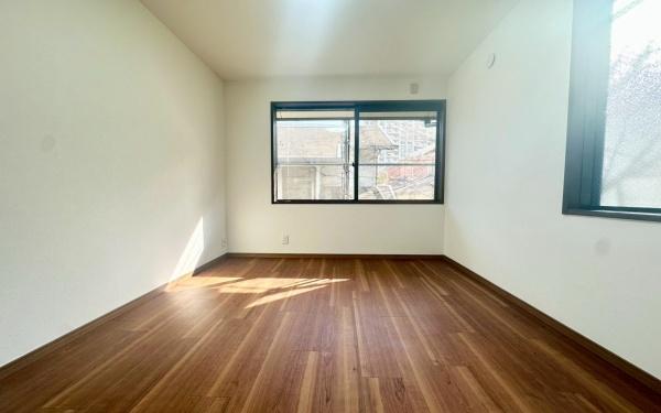 �_�ސ쌧���l�s���i�c��̒��È�ˌ��Ă̎q������