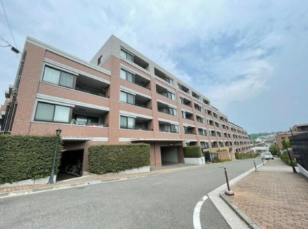 �_�ސ쌧���l�s����r�܂̒��Ã}���V�����̌��n�O�ώʐ^