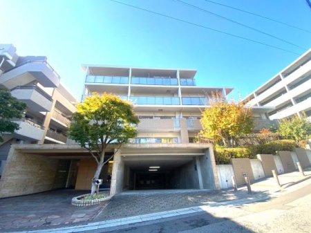 �_�ސ쌧���s���Ë��쉄1���ڂ̒��Ã}���V�����̌��n�O�ώʐ^