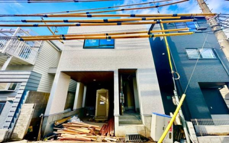 �_�ސ쌧���s���Ë抁�P�J2���ڂ̐V�z��ˌ��Ă̌��n�O�ώʐ^