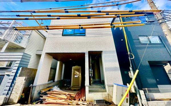 �_�ސ쌧���s���Ë抁�P�J2���ڂ̐V�z��ˌ��Ă̌��n�O�ώʐ^