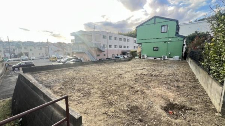 �_�ސ쌧���l�s�h�揬���P�J3���ڂ̐V�z��ˌ��Ă̂��̑����n