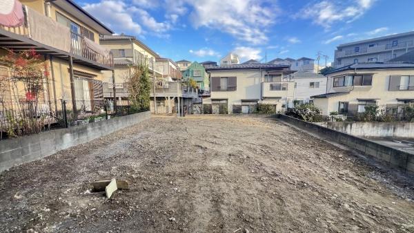 �_�ސ쌧���l�s�h�揬���P�J3���ڂ̐V�z��ˌ��Ă̌��n�O�ώʐ^