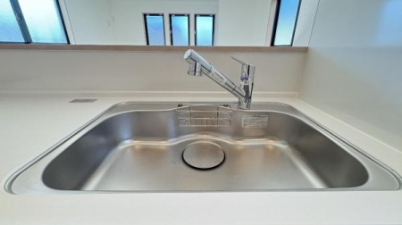 �_�ސ쌧���l�s�ߌ��擌����3���ڂ̐V�z��ˌ��ẴL�b�`��