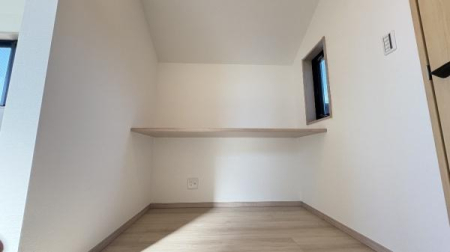 �_�ސ쌧���l�s�ߌ��擌����3���ڂ̐V�z��ˌ��Ă̂��̑�����