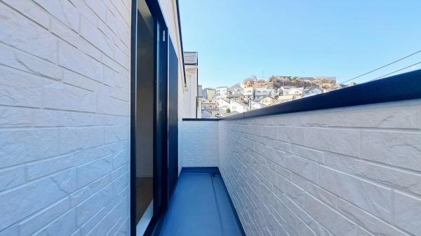 �_�ސ쌧���l�s��q��ێR1���ڂ̐V�z��ˌ��Ẵo���R�j�[