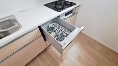 �_�ސ쌧���l�s��q��ێR1���ڂ̐V�z��ˌ��ẴL�b�`��