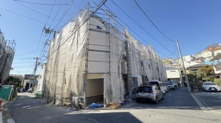 �_�ސ쌧���l�s��q��ێR1���ڂ̐V�z��ˌ��Ă̌��n�O�ώʐ^