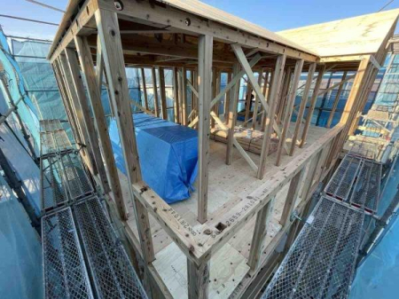 �_�ސ쌧���l�s��q�搙�c8���ڂ̐V�z��ˌ��Ă̂��̑����n