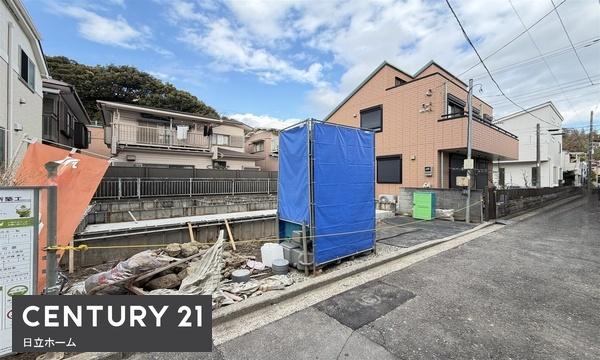 �_�ސ쌧���l�s�����哹1���ڂ̐V�z��ˌ��Ă̑O�ʓ��H�܂ތ��n�ʐ^