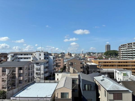 �_�ސ쌧���l�s�`�k��j����4���ڂ̒��Ã}���V�����̏Z�˂���̒��]�ʐ^