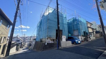 �_�ސ쌧���l�s���i�c�k3���ڂ̐V�z��ˌ��Ă̌��n�O�ώʐ^