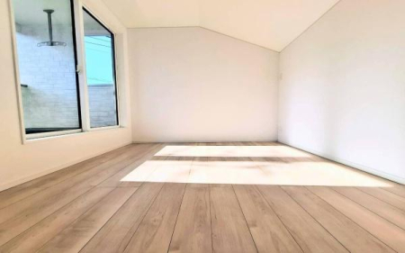 �_�ސ쌧���l�s���J�拴��3���ڂ̐V�z��ˌ��Ă̐Q��