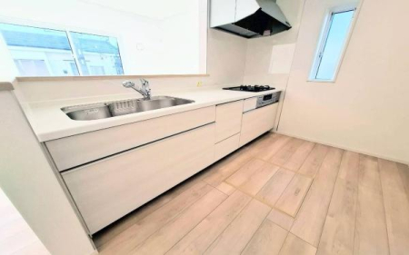 �_�ސ쌧���l�s���J�拴��3���ڂ̐V�z��ˌ��ẴL�b�`��