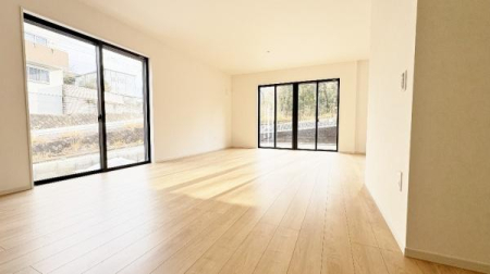 �_�ސ쌧���l�s�΋�O�ے��̐V�z��ˌ��Ẵ��r���O