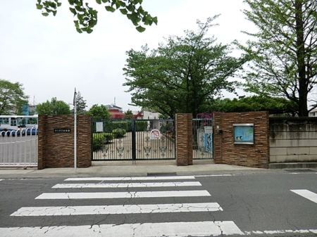 �_�ސ쌧���s�����撆�쓇4���ڂ̒��Ã}���V�����̎��ӊ�