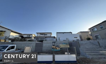 �_�ސ쌧���l�s����P�����̐V�z��ˌ��Ă̑O�ʓ��H�܂ތ��n�ʐ^