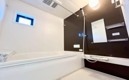 �_�ސ쌧���l�s�ۓy�P�J���Ց�̐V�z��ˌ��Ă̗���