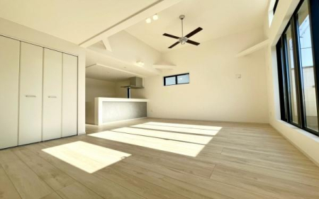 �_�ސ쌧���l�s�ۓy�P�J���Ց�̐V�z��ˌ��Ẵ��r���O