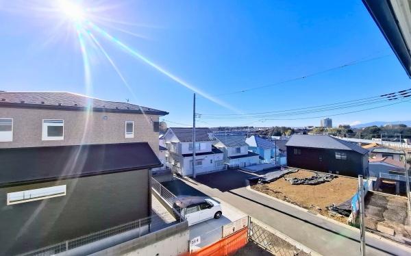 �_�ސ쌧���l�s����{�h���̐V�z��ˌ��Ă̏Z�˂���̒��]�ʐ^