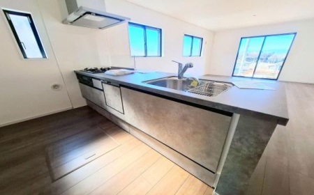 �_�ސ쌧���l�s����{�h���̐V�z��ˌ��ẴL�b�`��