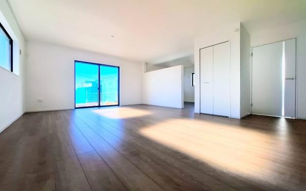 �_�ސ쌧���l�s����{�h���̐V�z��ˌ��Ẵ��r���O