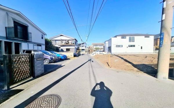 �_�ސ쌧���l�s���J��{��2���ڂ̓y�n�̑O�ʓ��H�܂ތ��n�ʐ^