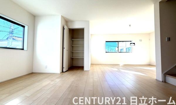 �_�ސ쌧���l�s�`�k��j����5���ڂ̐V�z��ˌ��Ẵ��r���O