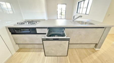 �_�ސ쌧���l�s�˒ˋ�˒˒��̐V�z��ˌ��ẴL�b�`��