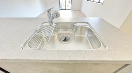 �_�ސ쌧���l�s�˒ˋ�˒˒��̐V�z��ˌ��ẴL�b�`��