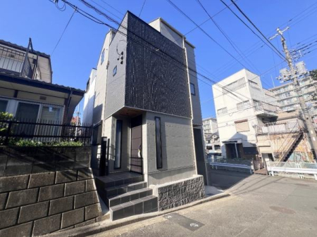 �_�ސ쌧���l�s�`���ڂ��J3���ڂ̐V�z��ˌ��Ă̑O�ʓ��H�܂ތ��n�ʐ^