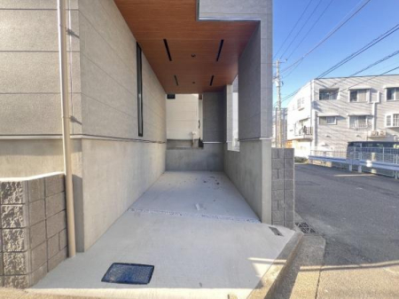 �_�ސ쌧���l�s�`���ڂ��J3���ڂ̐V�z��ˌ��Ă̒��ԏ�