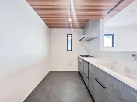 �_�ސ쌧���l�s�`���ڂ��J3���ڂ̐V�z��ˌ��ẴL�b�`��