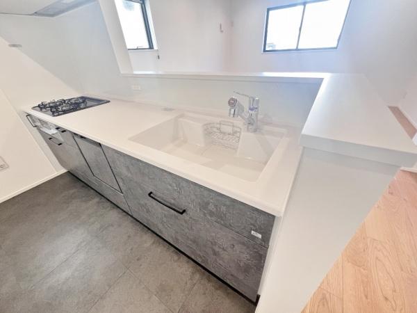 �_�ސ쌧���l�s�`���ڂ��J3���ڂ̐V�z��ˌ��ẴL�b�`��