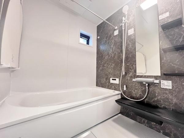 �_�ސ쌧���l�s�`���ڂ��J3���ڂ̐V�z��ˌ��Ă̗���