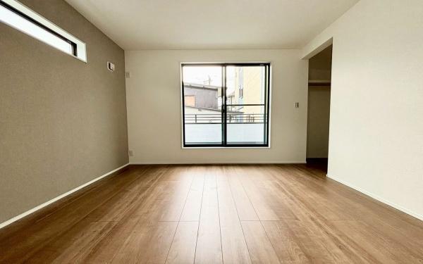 �_�ސ쌧���l�s�`��扺�i�J5���ڂ̐V�z��ˌ��Ă̐Q��