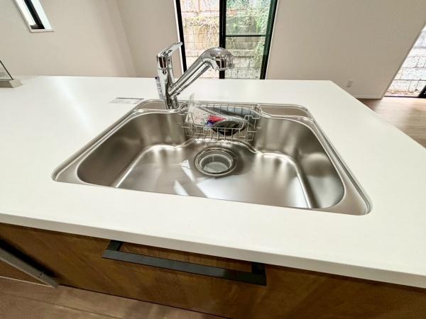 �_�ސ쌧���l�s�`��扺�i�J5���ڂ̐V�z��ˌ��ẴL�b�`��