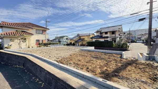 �_�ސ쌧���l�s�����\����1���ڂ̐V�z��ˌ��Ă̂��̑����n