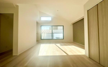 �_�ސ쌧���l�s�˒ˋ�앑��2���ڂ̐V�z��ˌ��Ẵ��r���O