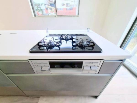 �_�ސ쌧���l�s��q�扪��2���ڂ̐V�z��ˌ��ẴL�b�`��