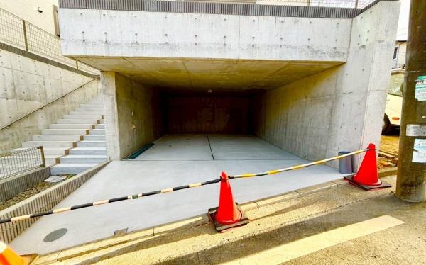 �_�ސ쌧���l�s��q�扪��2���ڂ̐V�z��ˌ��Ă̒��ԏ�