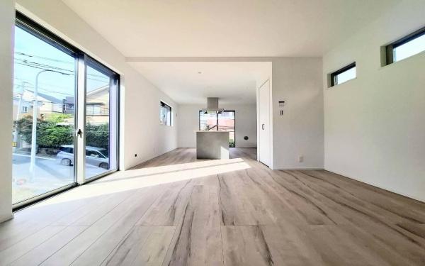 �_�ސ쌧���l�s��q�扪��2���ڂ̐V�z��ˌ��Ẵ��r���O