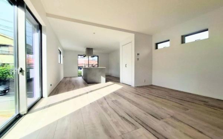 �_�ސ쌧���l�s��q�扪��2���ڂ̐V�z��ˌ��Ẵ��r���O