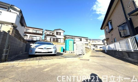 �_�ސ쌧���l�s�˒ˋ�[�J���̐V�z��ˌ��Ă̑O�ʓ��H�܂ތ��n�ʐ^