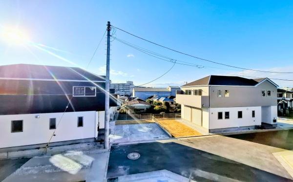 �_�ސ쌧���l�s�˒ˋ挴�h5���ڂ̐V�z��ˌ��Ă̏Z�˂���̒��]�ʐ^