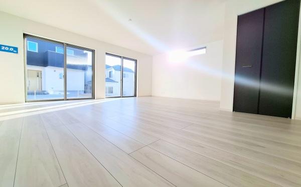 �_�ސ쌧���l�s�˒ˋ挴�h5���ڂ̐V�z��ˌ��Ẵ��r���O