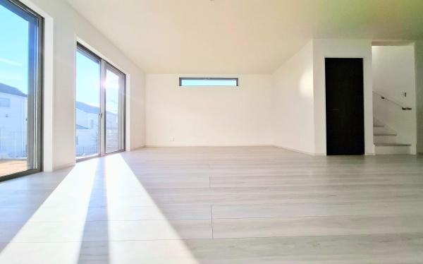 �_�ސ쌧���l�s�˒ˋ挴�h5���ڂ̐V�z��ˌ��Ẵ��r���O