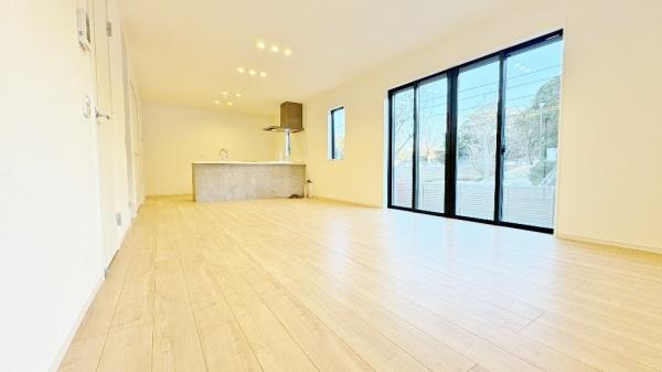 �_�ސ쌧���l�s��q��m����4���ڂ̐V�z��ˌ��Ẵ��r���O